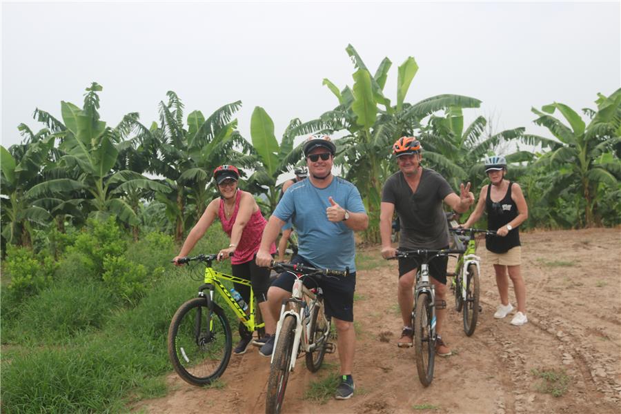 Hanoi Countryside Biking Tour Bat Trang Village 1 Day
